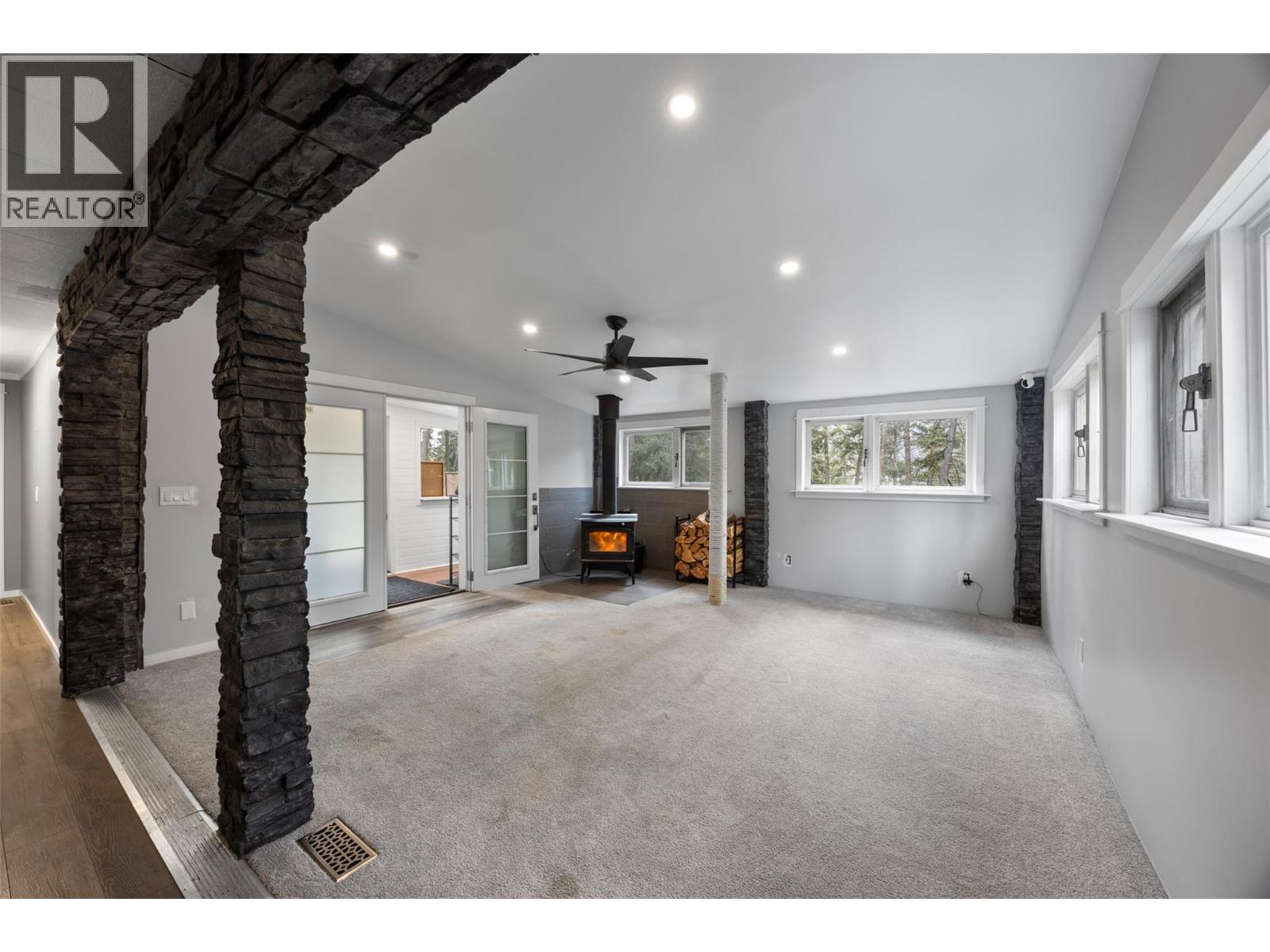 392 Walterdale Road - 3