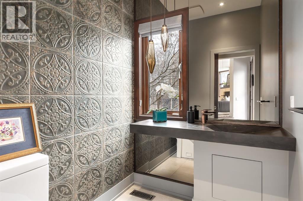 Single Family House for Sale in  Rideau Road SW Rideau Park Calgary 