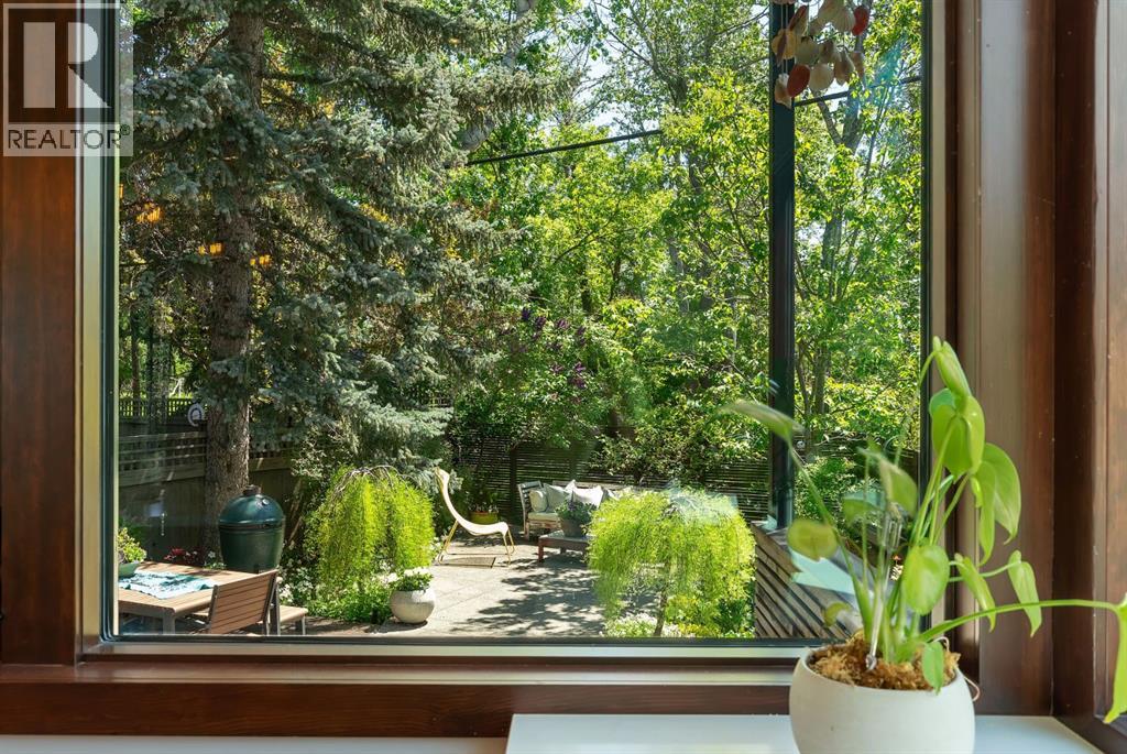 Single Family House for Sale in  Rideau Road SW Rideau Park Calgary 