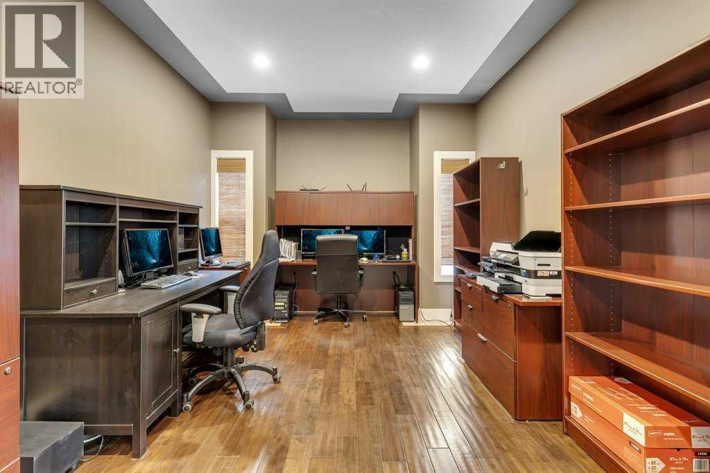 Single Family House for Sale in  Valley Crest Court NW Valley Ridge Calgary 