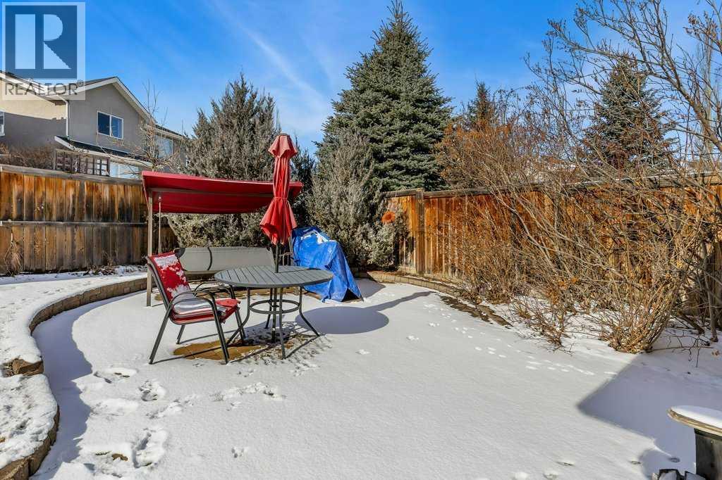 Single Family House for Sale in  Valley Crest Court NW Valley Ridge Calgary 