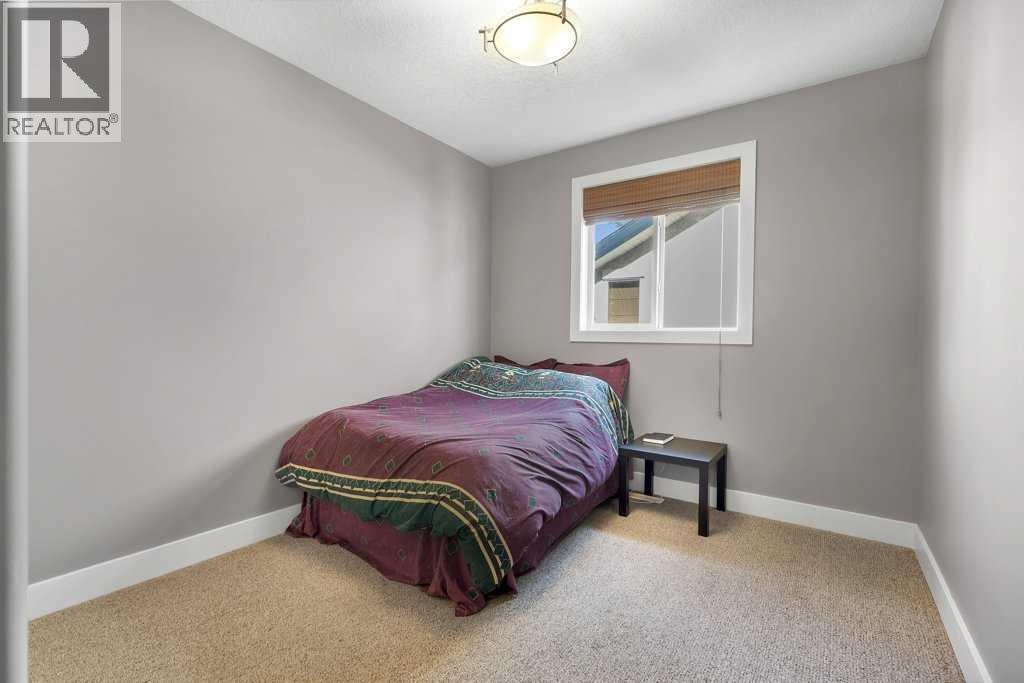 Single Family House for Sale in  Valley Crest Court NW Valley Ridge Calgary 