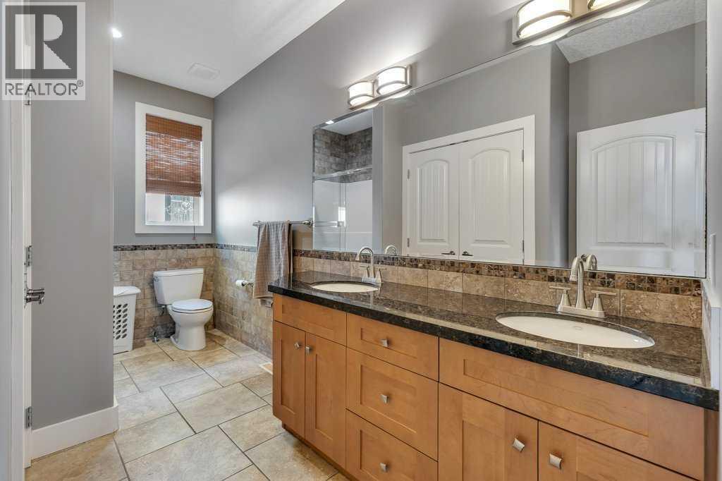 Single Family House for Sale in  Valley Crest Court NW Valley Ridge Calgary 