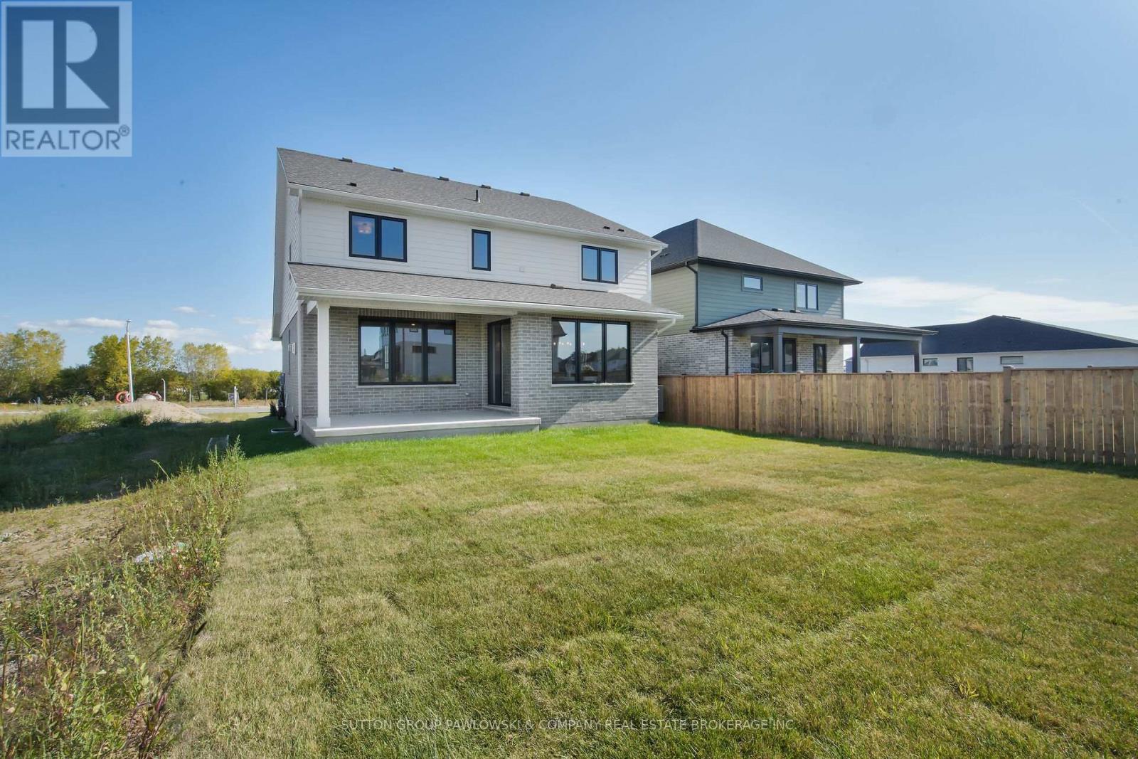 LOT #68 - 44 BENNER BOULEVARD Property Photo