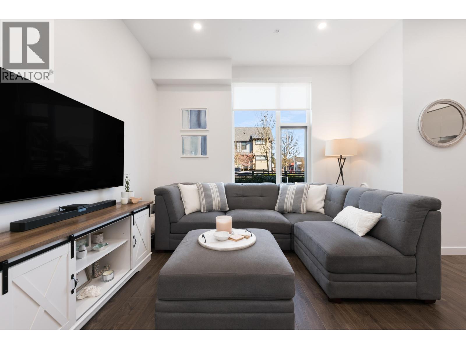 #101-251 BOUDARY BAY ROAD Road, Tsawwassen