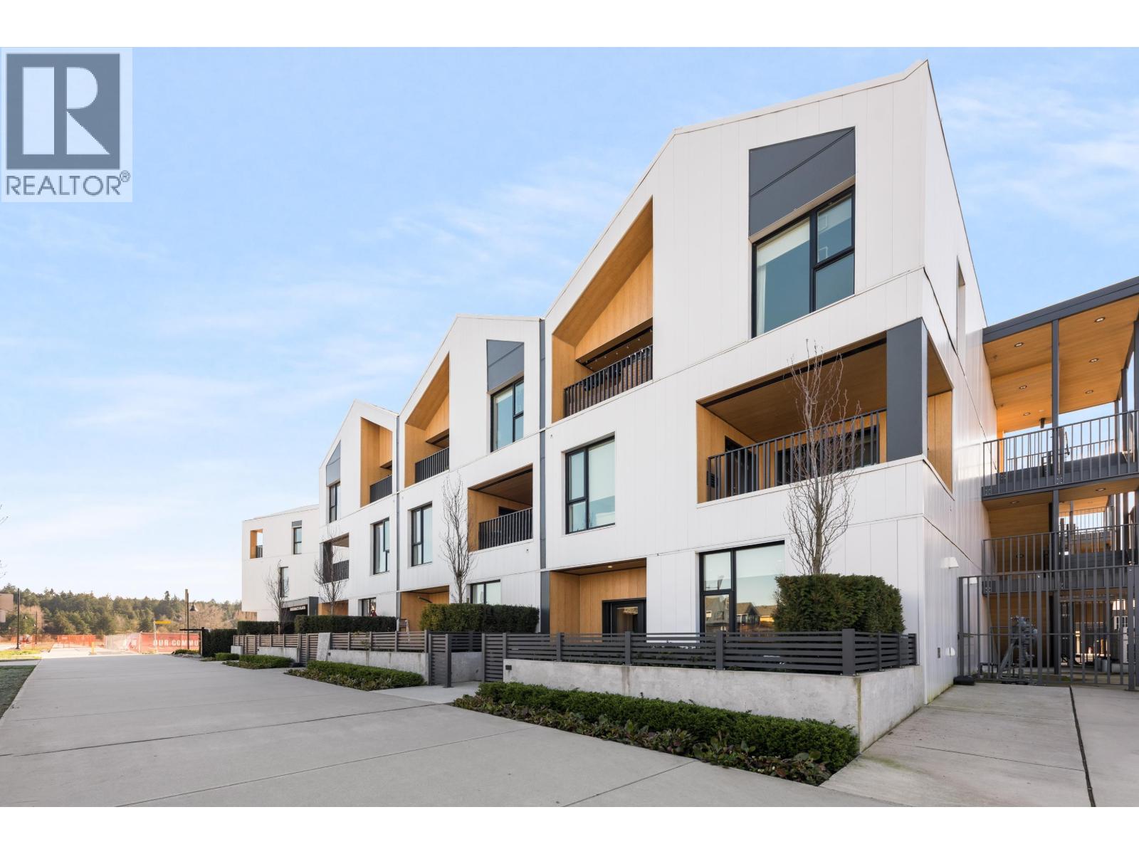 #101-251 BOUDARY BAY ROAD Road, Tsawwassen