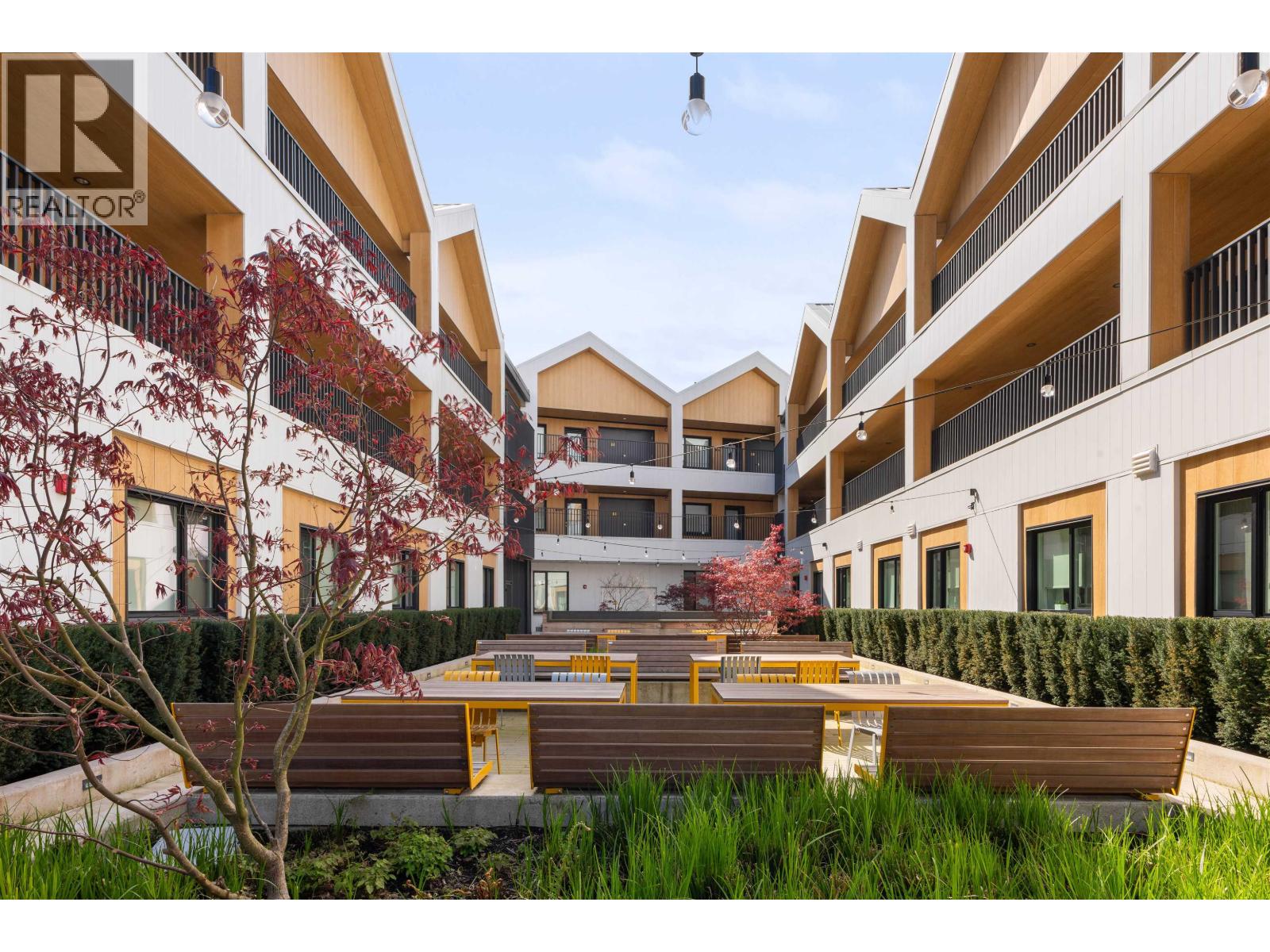 #101-251 BOUDARY BAY ROAD Road, Tsawwassen