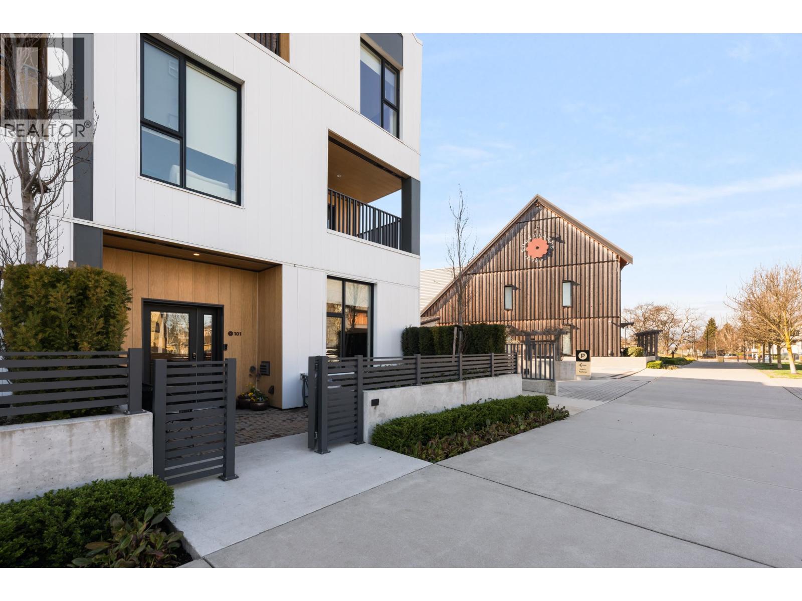 #101-251 BOUDARY BAY ROAD Road, Tsawwassen