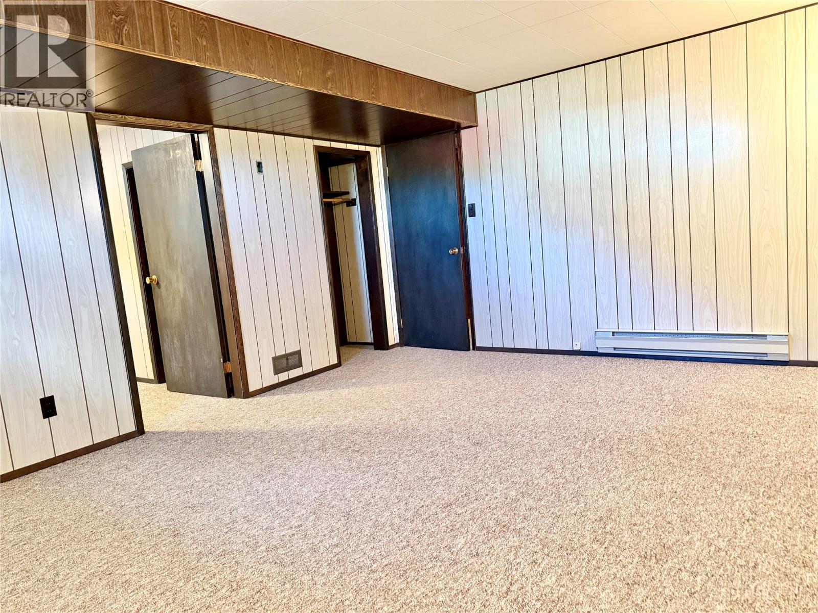 6295 COLLEGE Road, Grand Forks