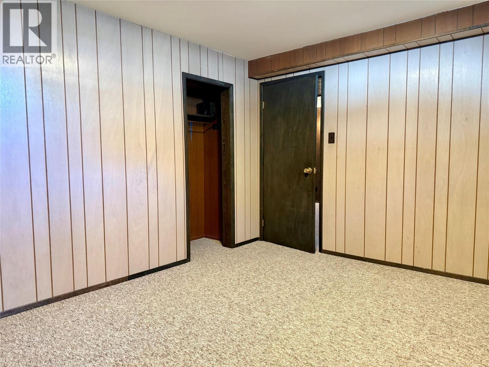 6295 COLLEGE Road, Grand Forks