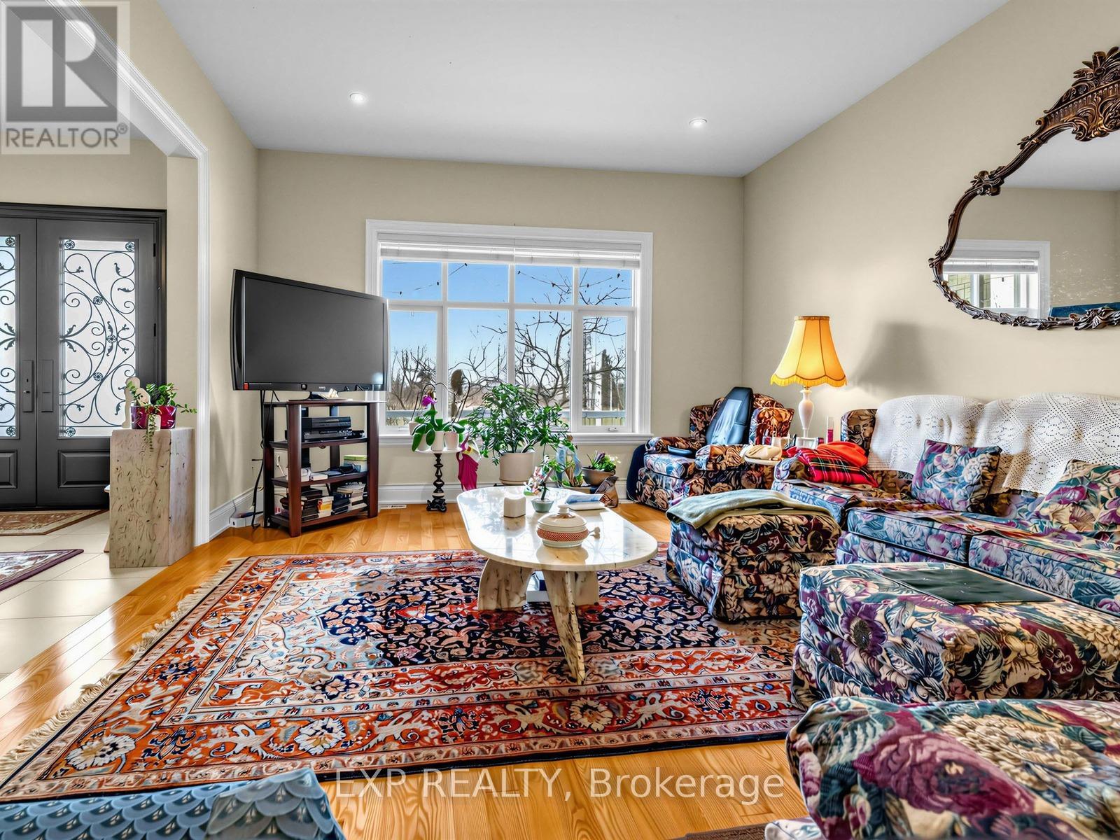 40 SIMMONS STREET - 9