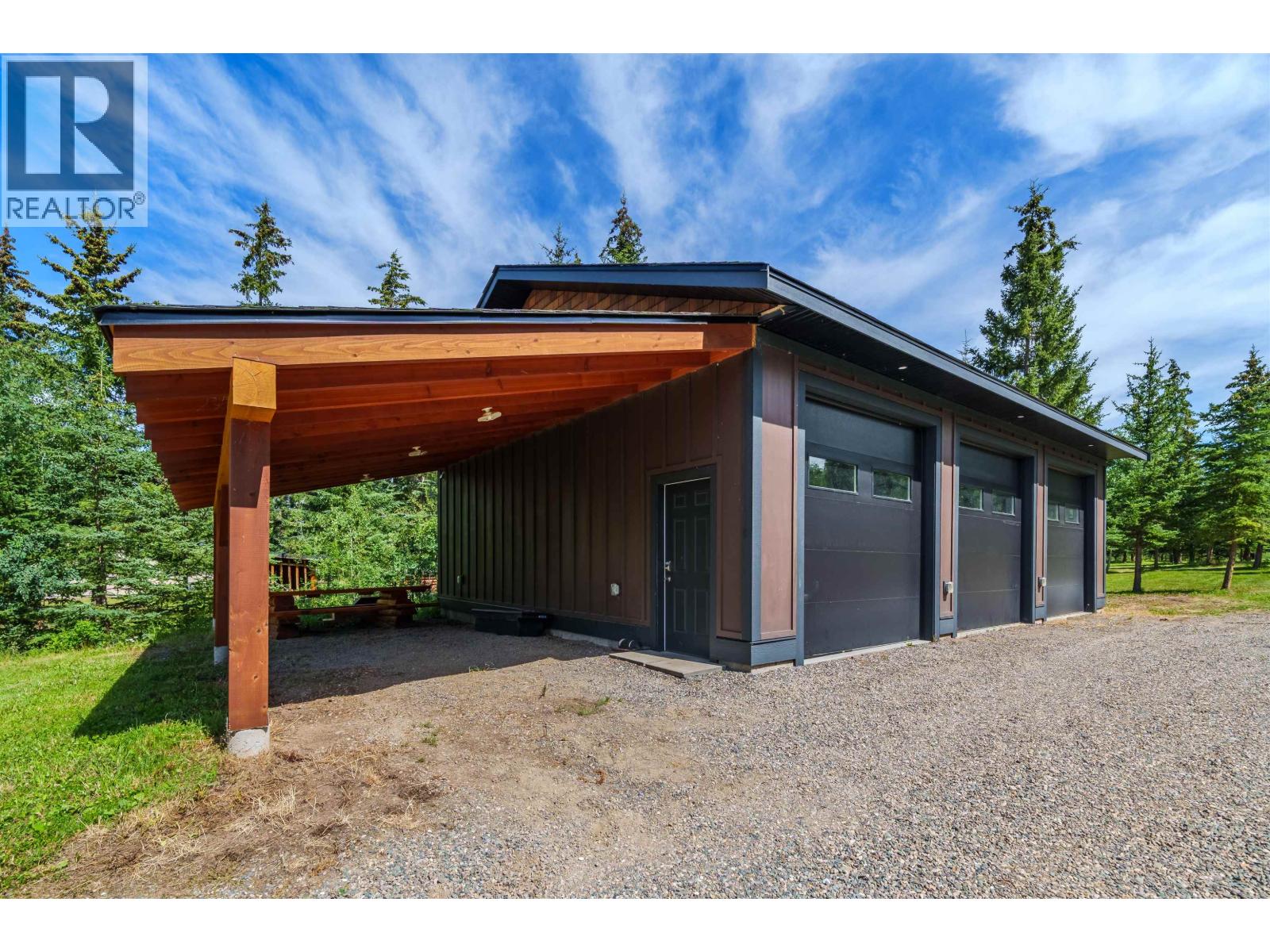 1211 S GREEN LAKE ROAD - 20