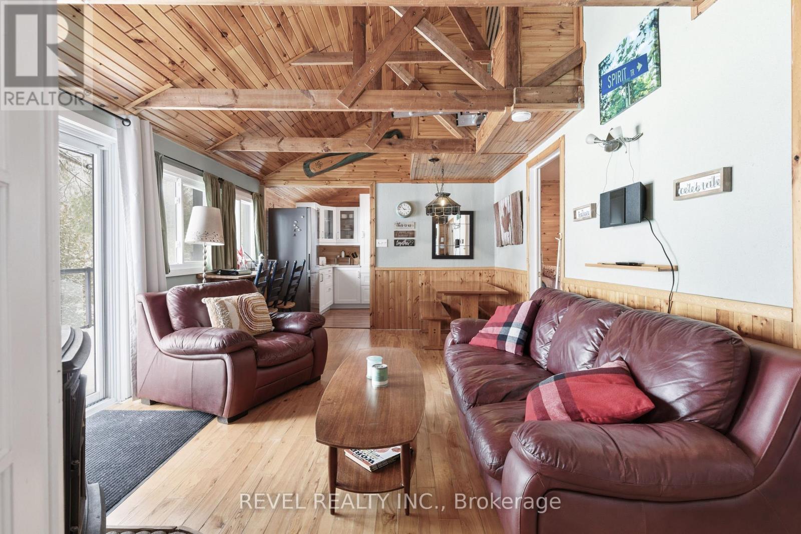 Single Family House for Sale in  LAKESHORE ROAD Highlands East (Glamorgan) 