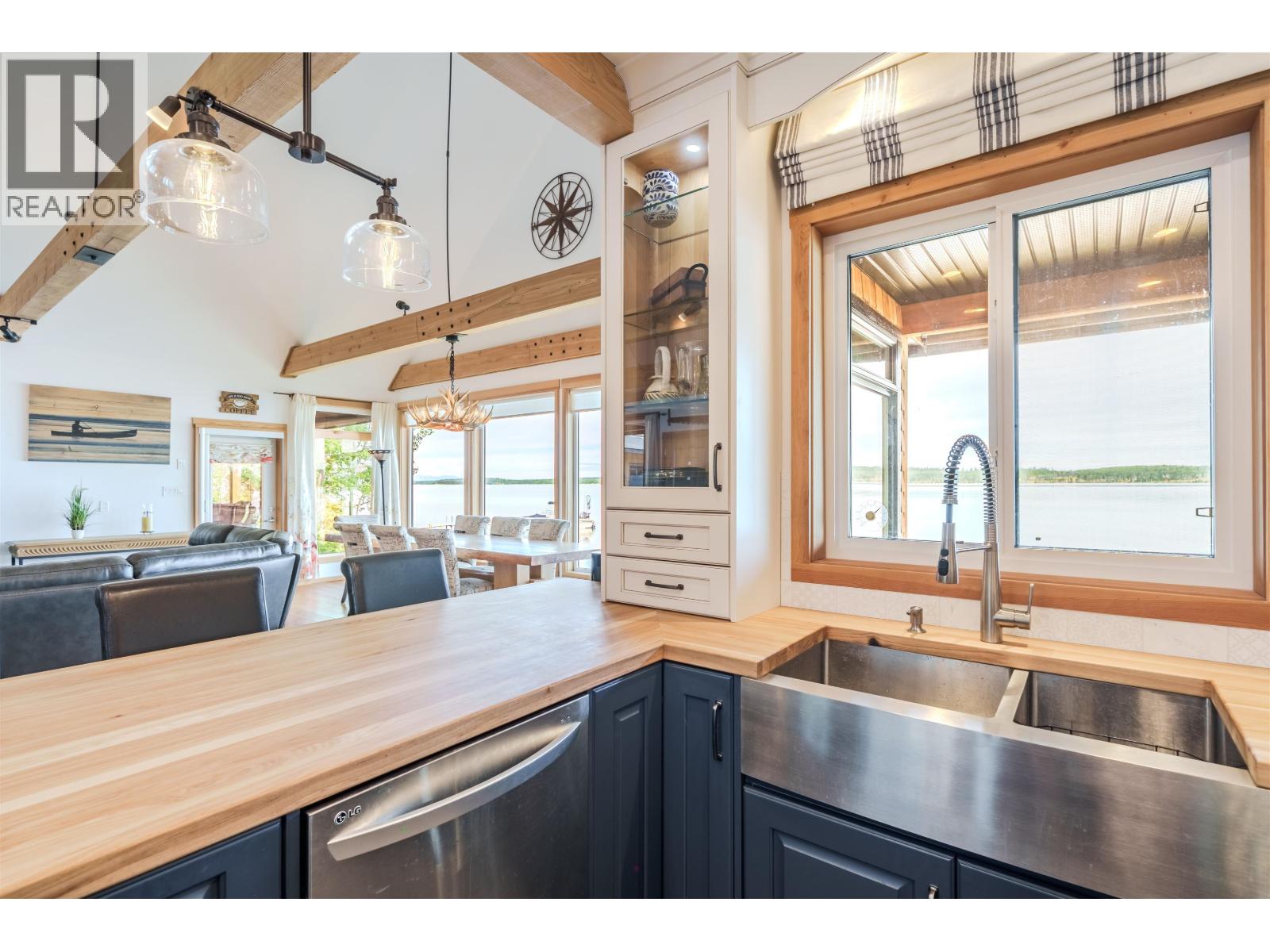 1211 S GREEN LAKE ROAD - 6