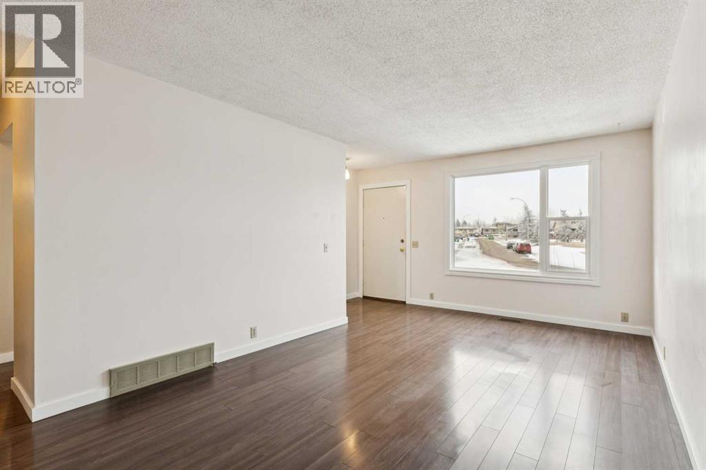 Single Family House Bungalow for Sale in  Fonda Green SE Forest Heights Calgary 