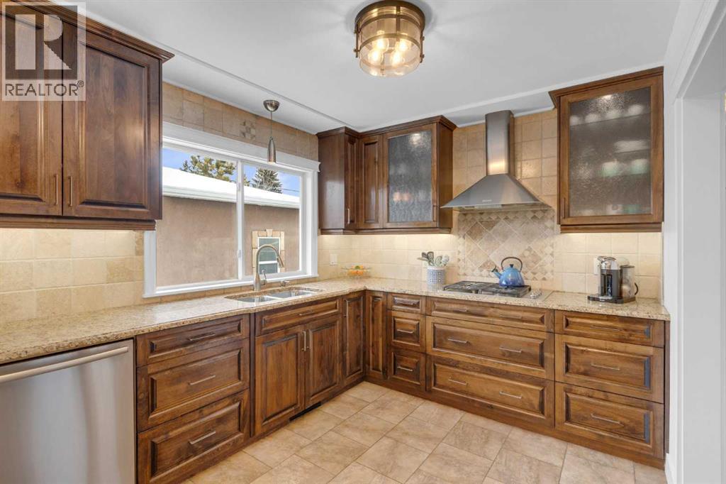 Single Family House Bungalow for Sale in   Avenue SE Fairview Calgary 