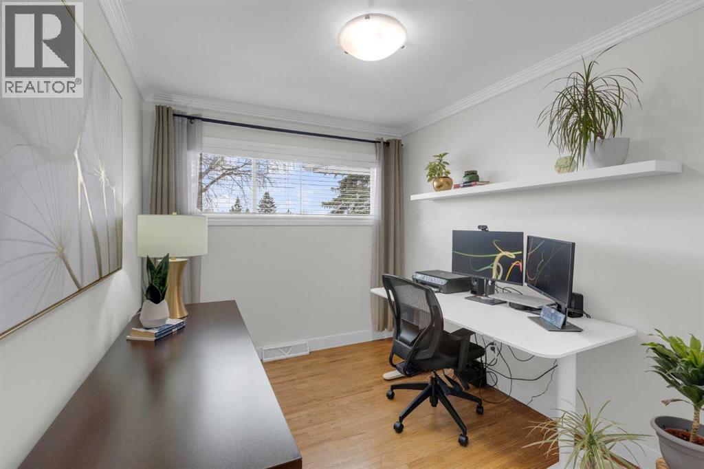 Single Family House Bungalow for Sale in   Avenue SE Fairview Calgary 