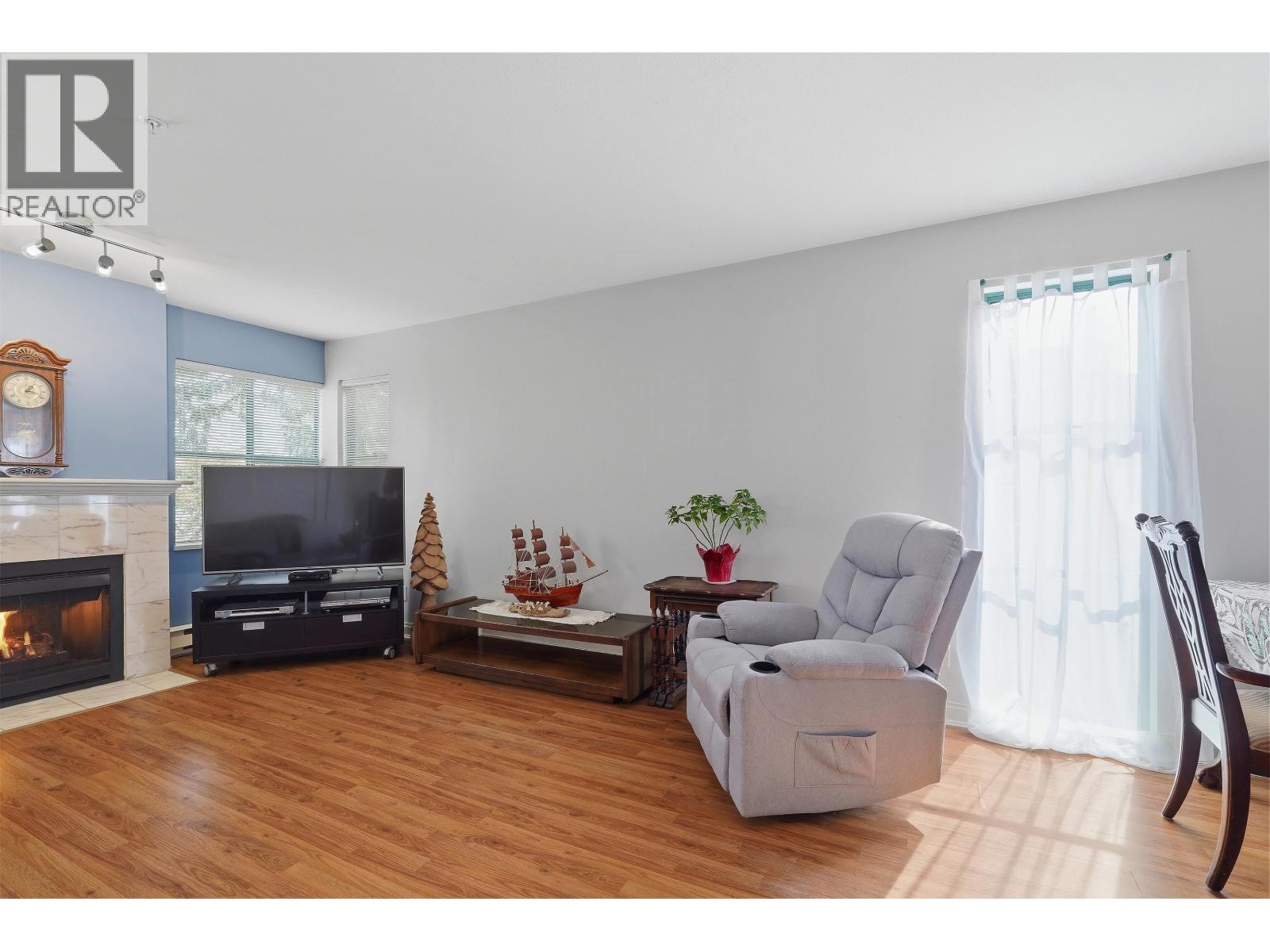 #203-5550 14B Avenue, Delta