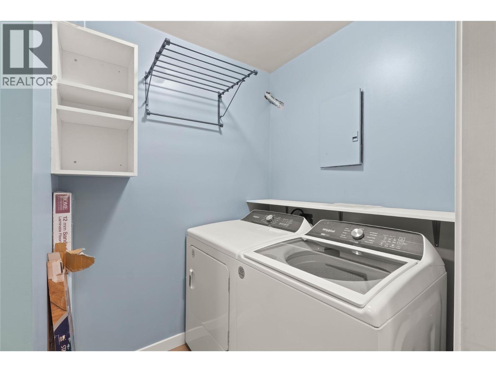 #18 1697 GREENFIELD AVENUE - 19