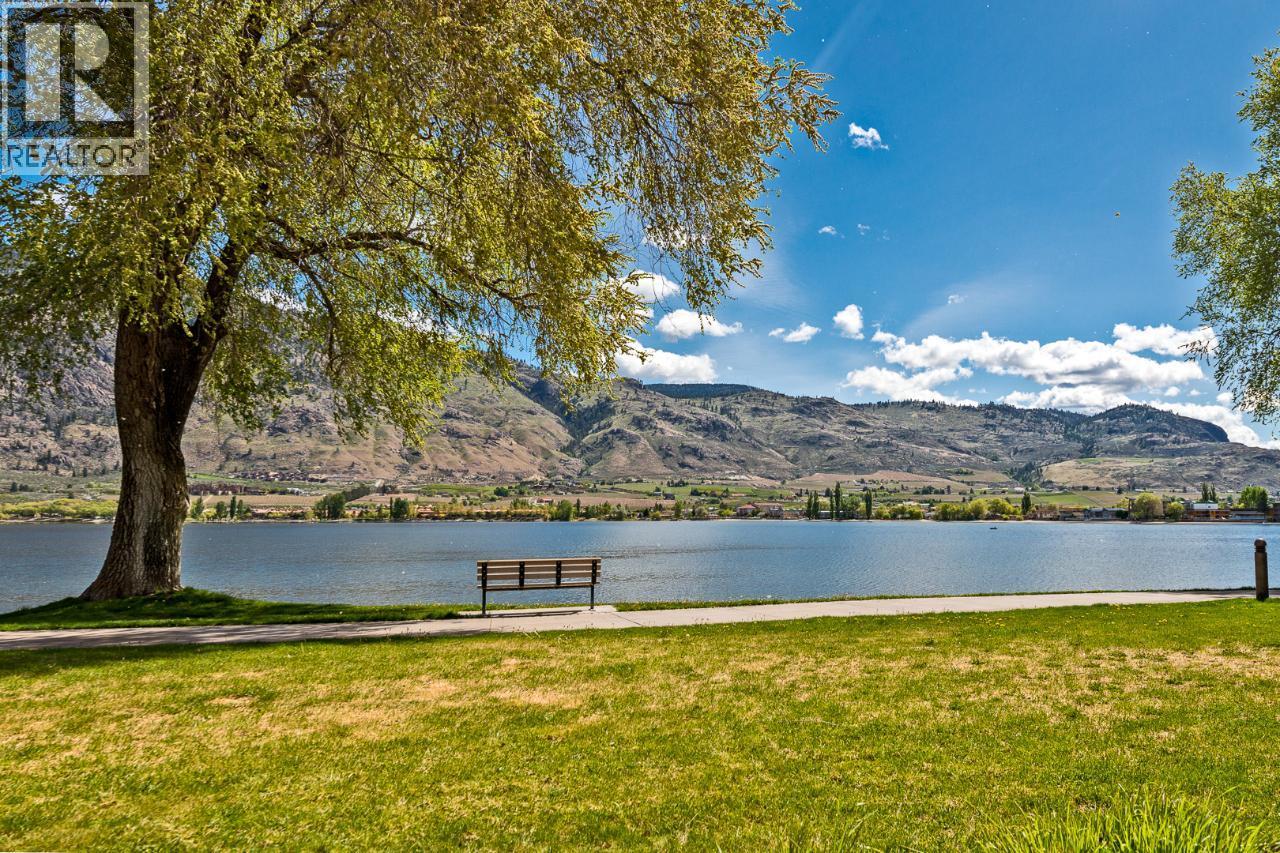 15 PARK Place Unit# 430, Osoyoos