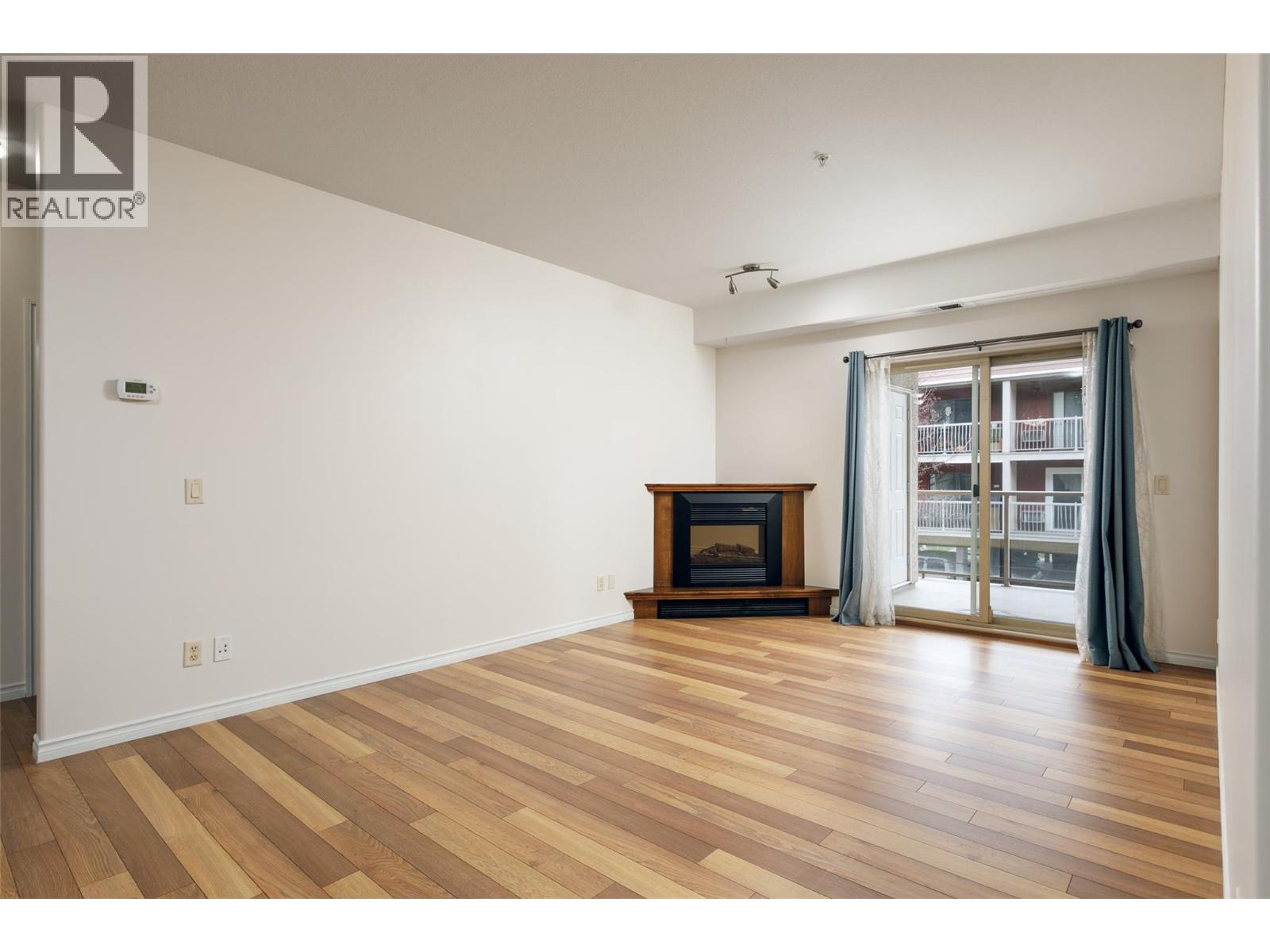 1007 Harvey Avenue Unit# 208, Kelowna