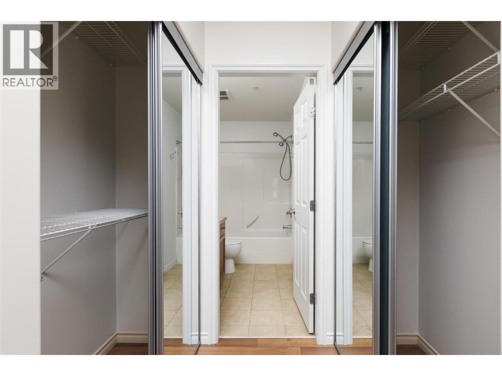 1007 Harvey Avenue Unit# 208, Kelowna