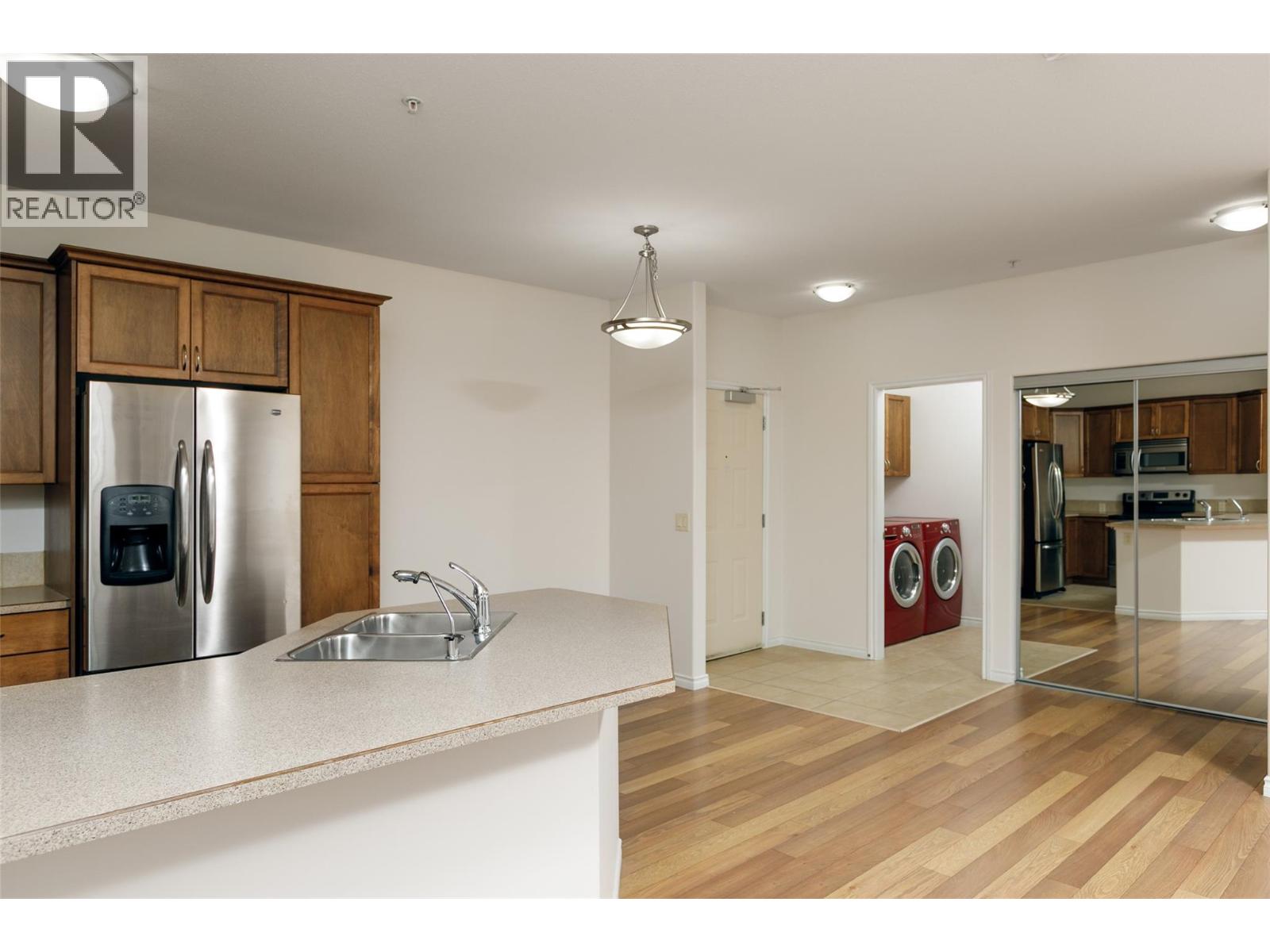 1007 Harvey Avenue Unit# 208, Kelowna