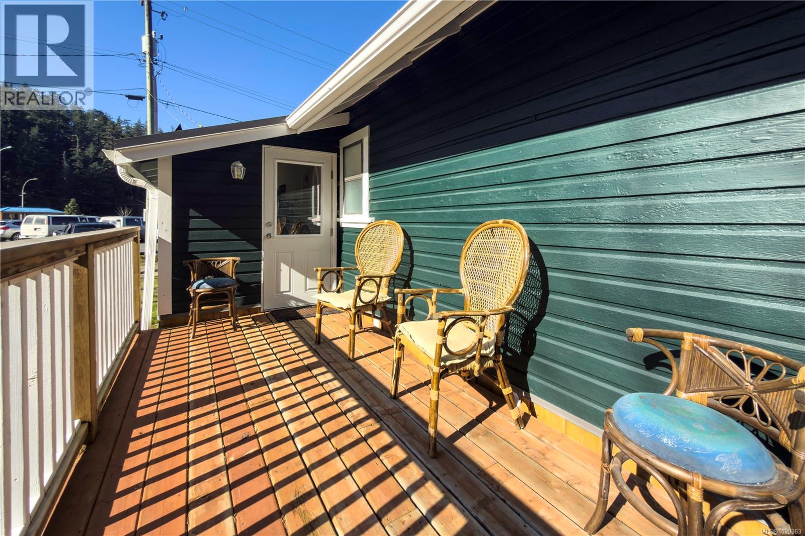 683 Green Rd - 20