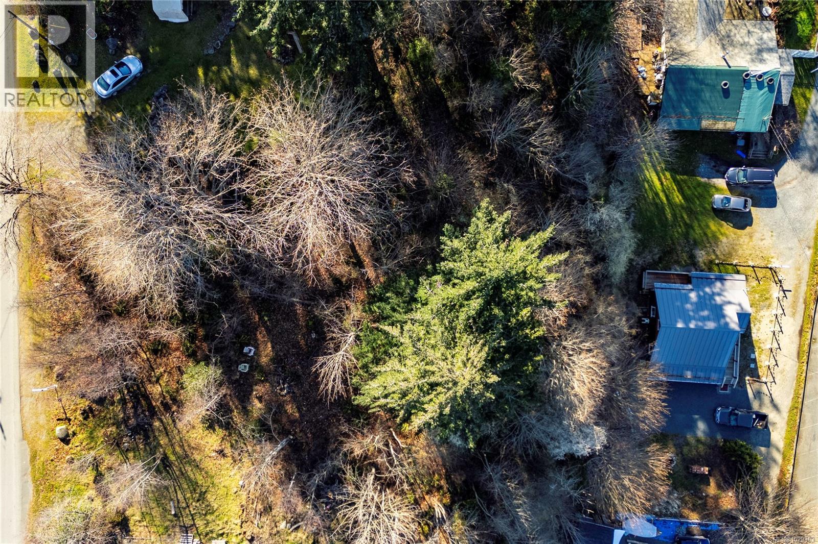 683 Green Rd - 28