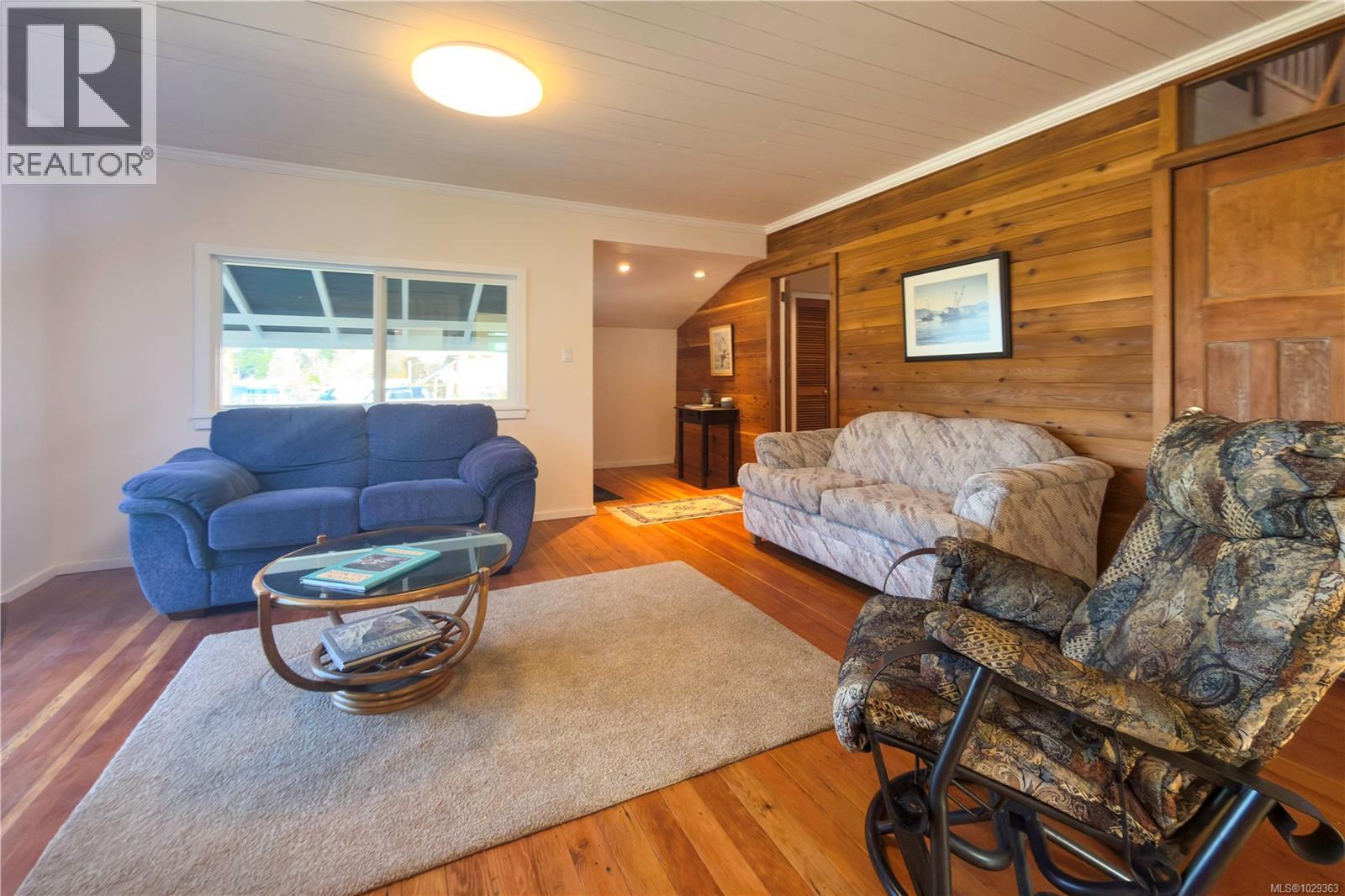 683 Green Rd - 3