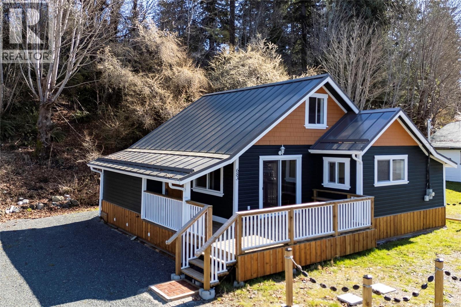 683 Green Rd - 32
