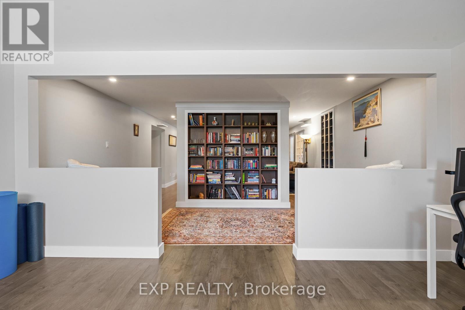 121 LANDIANS WAY — photo 33