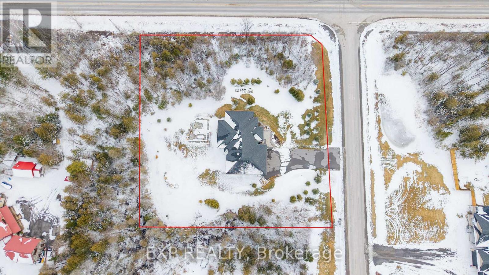121 LANDIANS WAY — photo 49