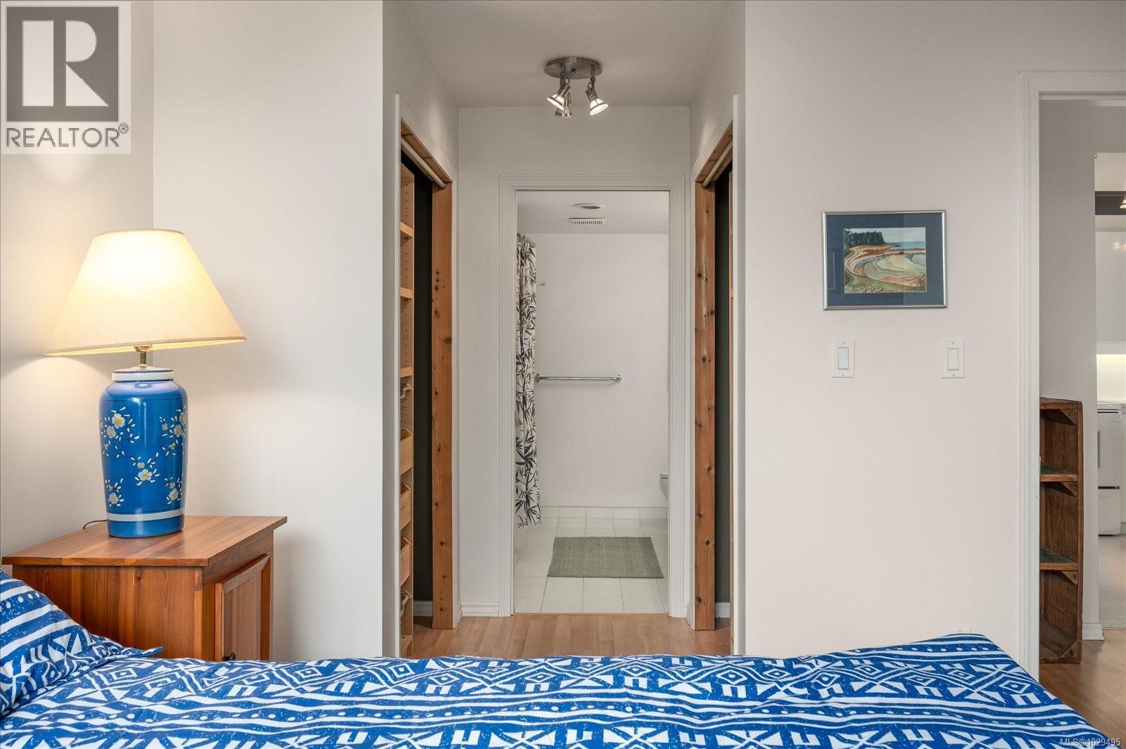 #110 150 PROMENADE DR - 18