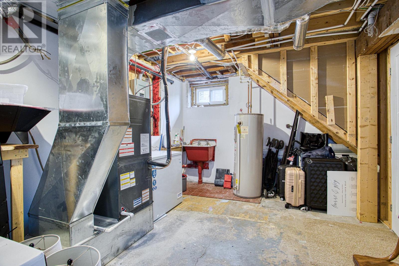 Property 8 of 49 of 3198 Ashburn Avenue