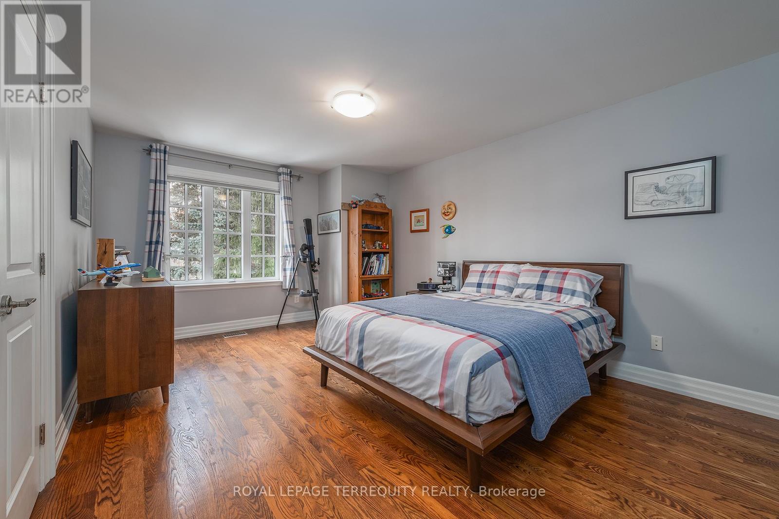 19 BANNON AVENUE - 22