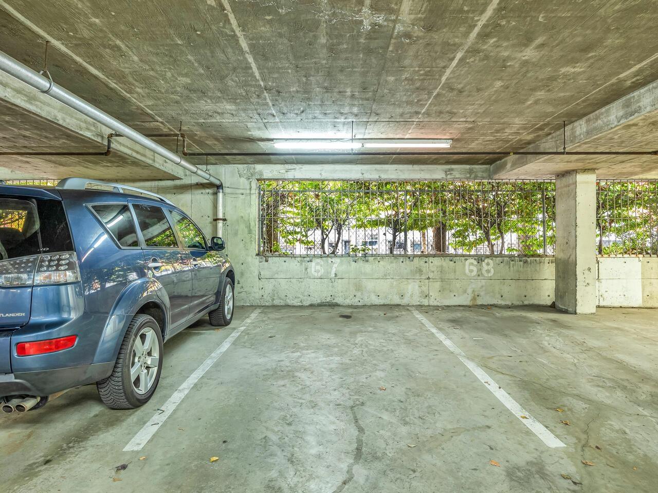 211 10157 UNIVERSITY DRIVE