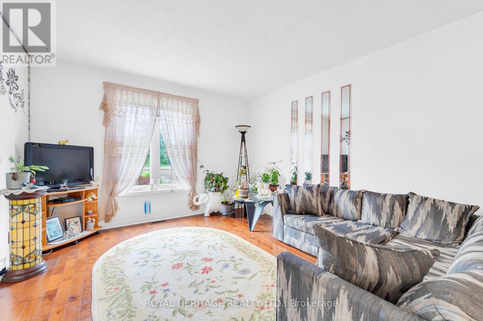 1321C AIRPORT PARKWAY - 9