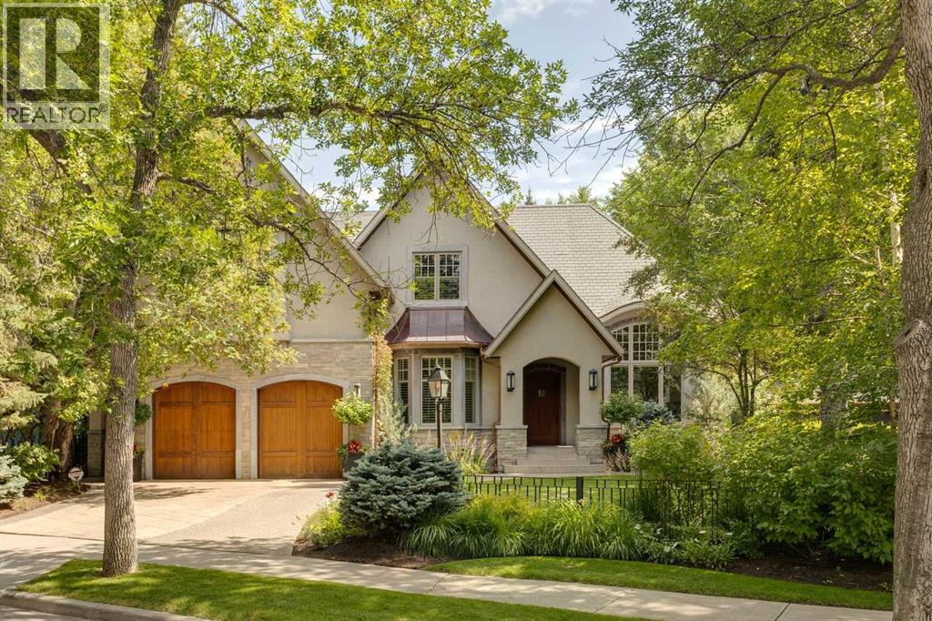 Single Family House for Sale in  Montcalm Crescent SW Upper Mount Royal Calgary 