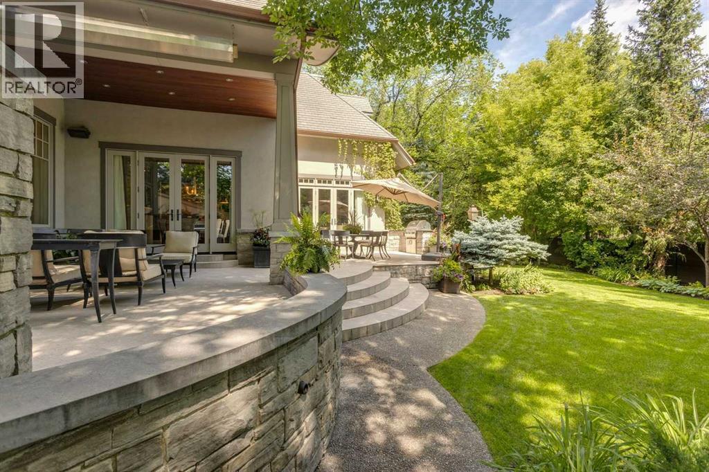 Single Family House for Sale in  Montcalm Crescent SW Upper Mount Royal Calgary 