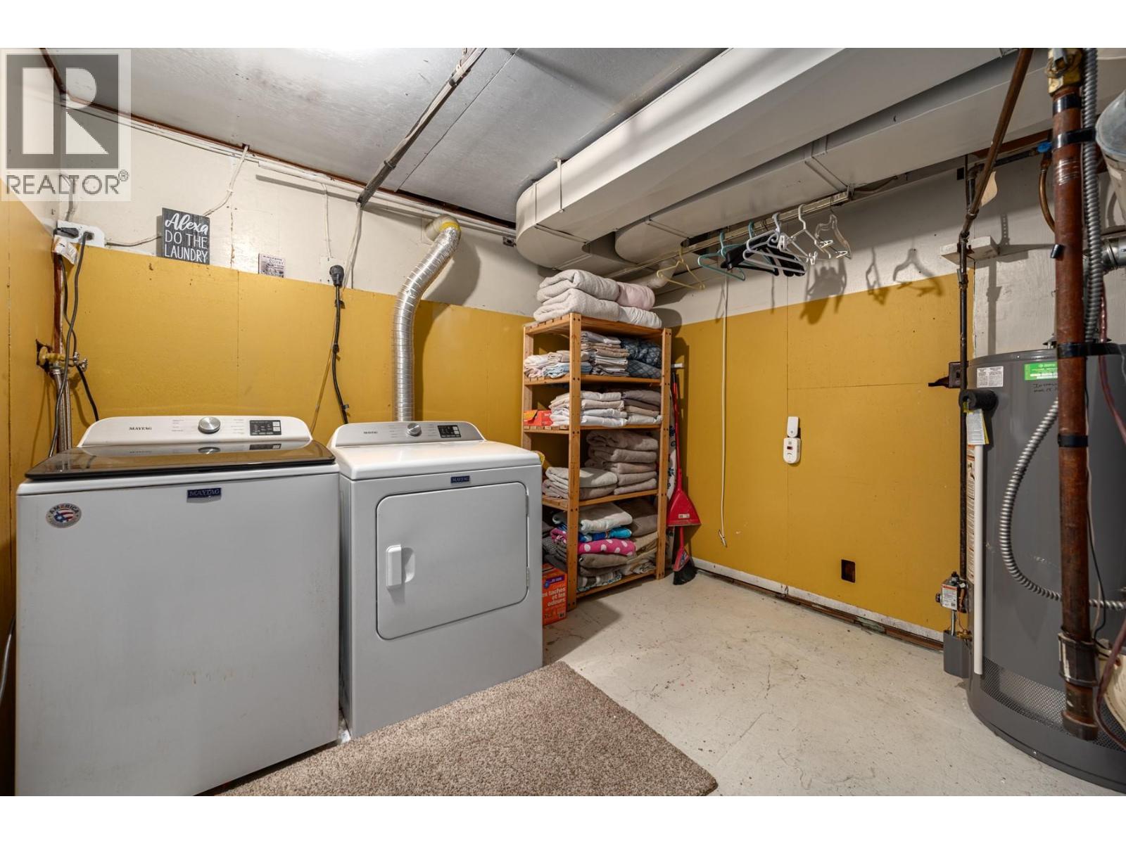 210 Brink Street - 35