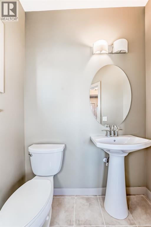 Single Family House for Sale in  Cougar Ridge Landing SW Cougar Ridge Calgary 