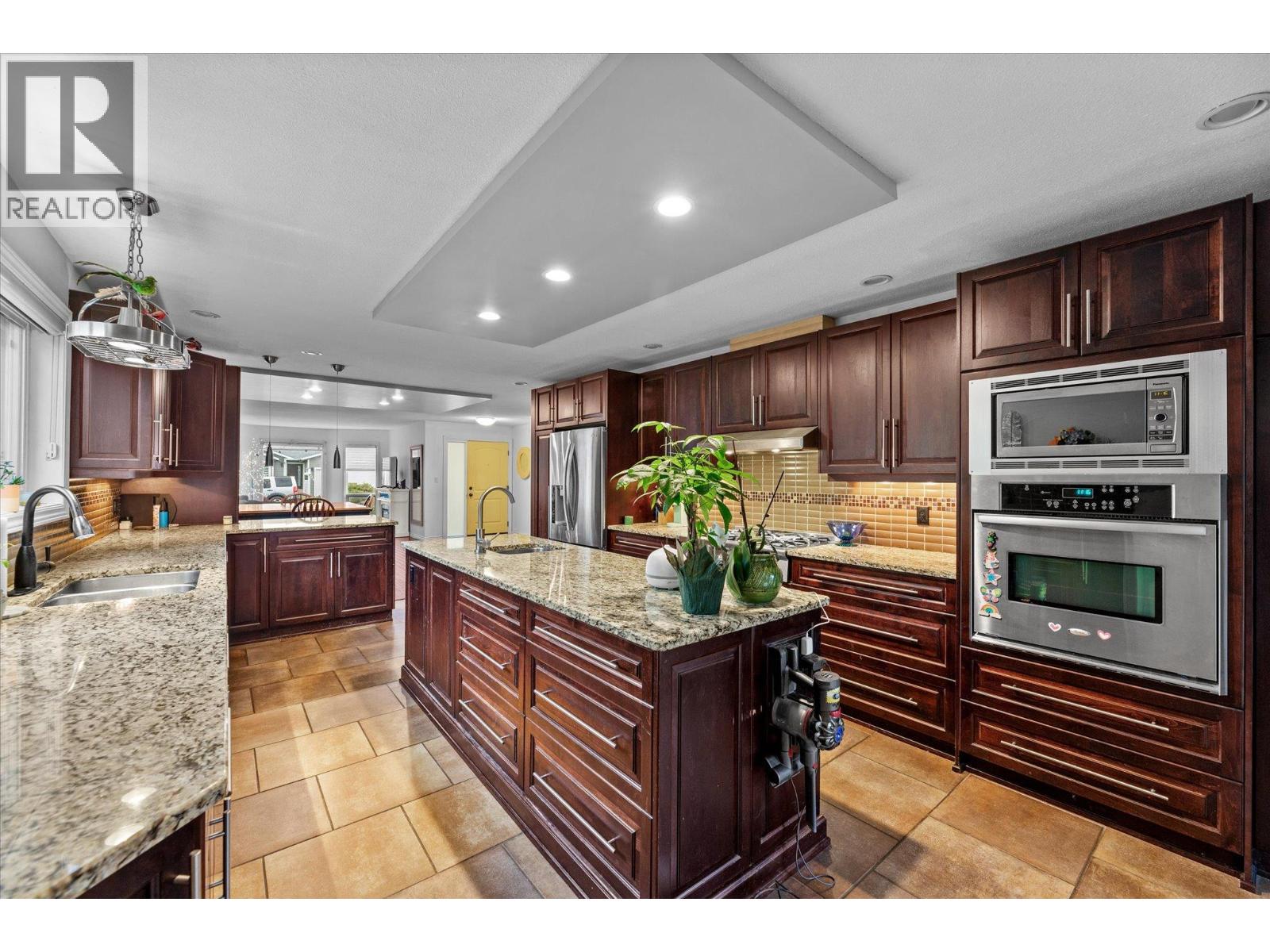  3430 Silverberry Road, Kelowna