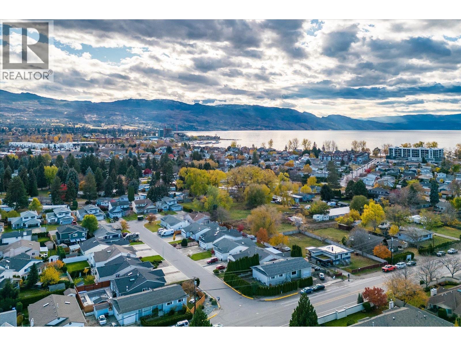  3430 Silverberry Road, Kelowna