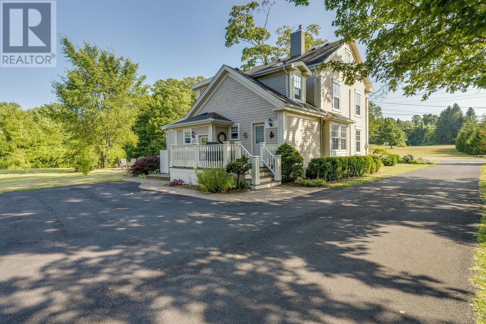 Property 26 of 50 of 190 Main Street