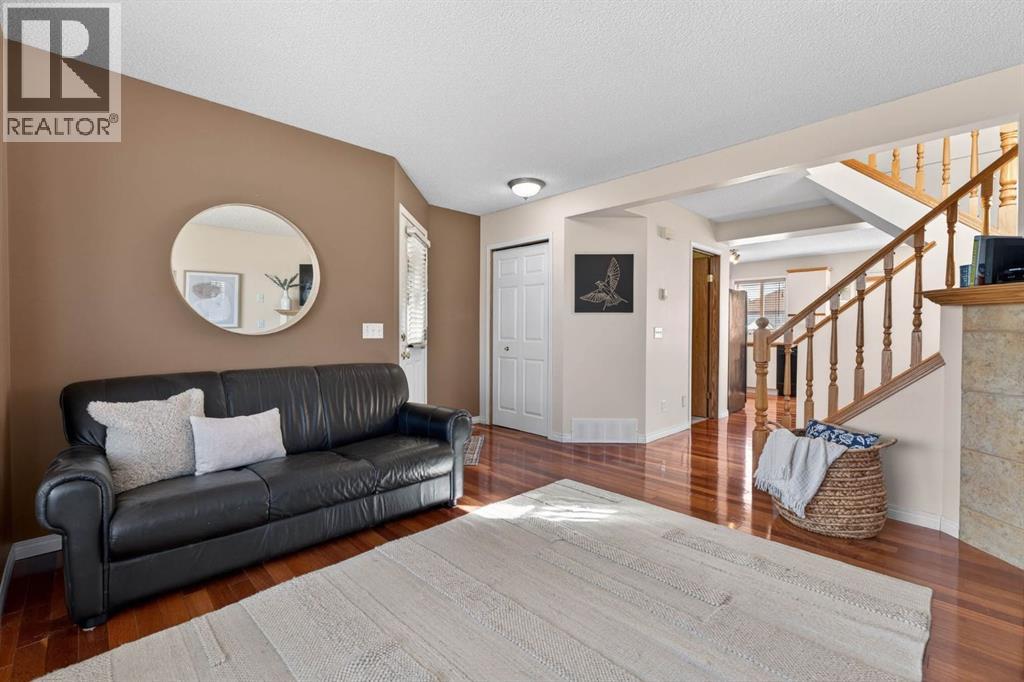 Single Family House for Sale in  Hidden Hills Road NW Hidden Valley Calgary 