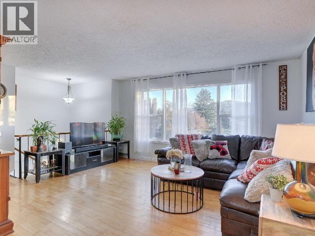 1334 HOOK Drive, Kamloops