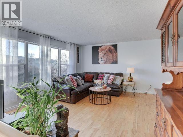 1334 HOOK Drive, Kamloops