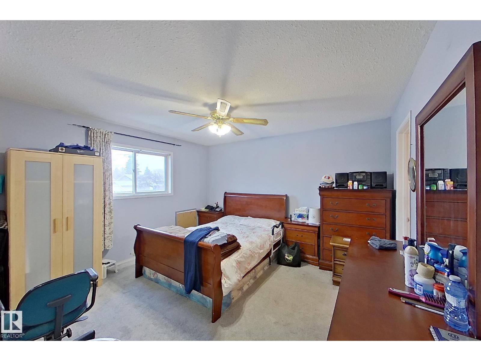 Single Family House Bi-level for Sale in   ST NW Edmonton 