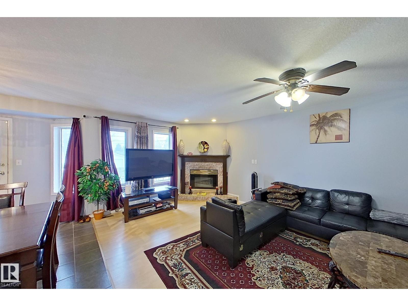 Single Family House Bi-level for Sale in   ST NW Edmonton 